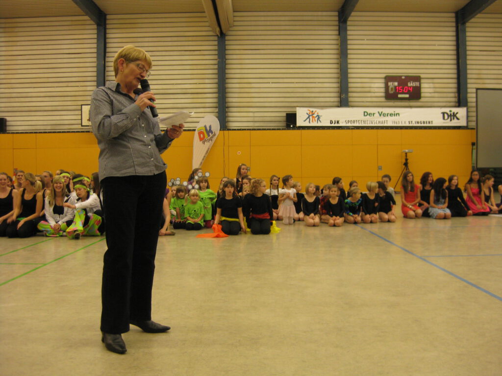Ursula Hager bei der Begrüßung